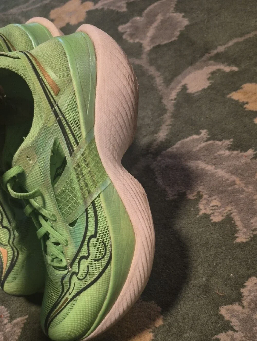 Saucony Light Green Women's Running Sneakers
